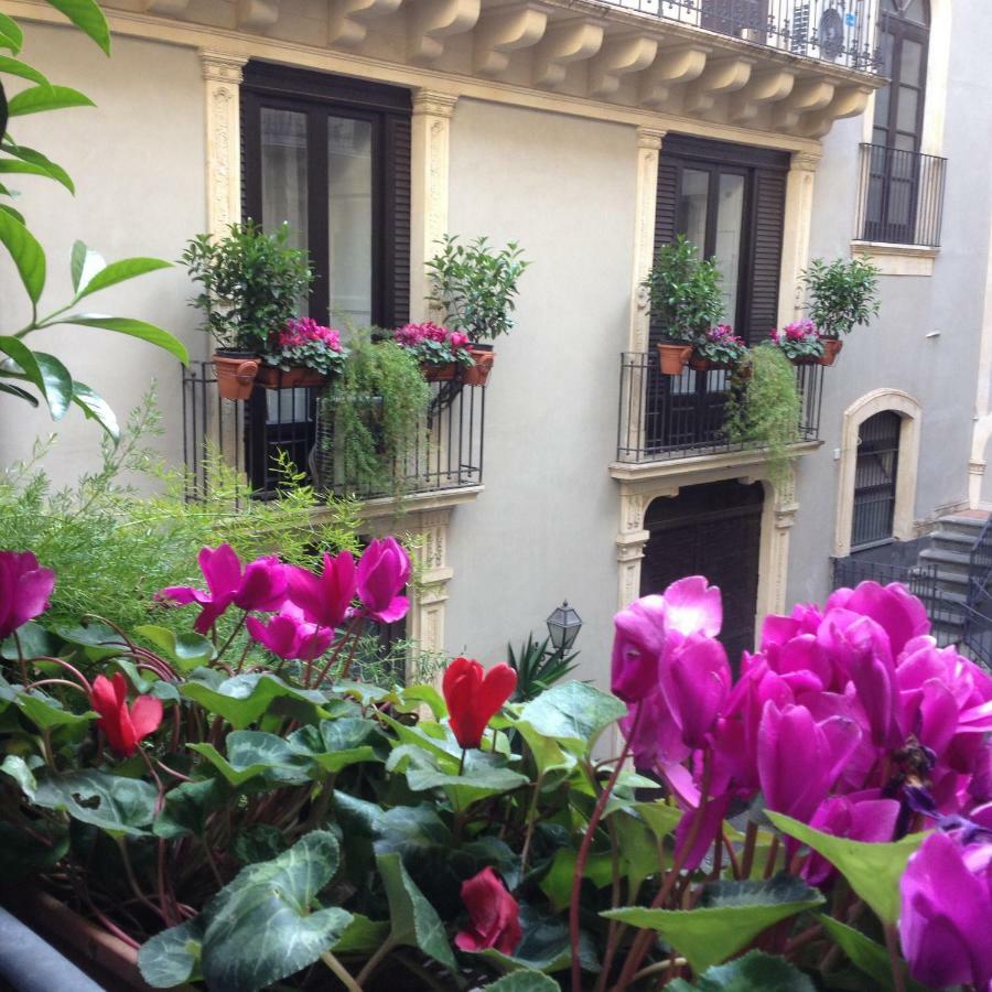 Bed and Breakfast House Vintage Catania Exterior foto