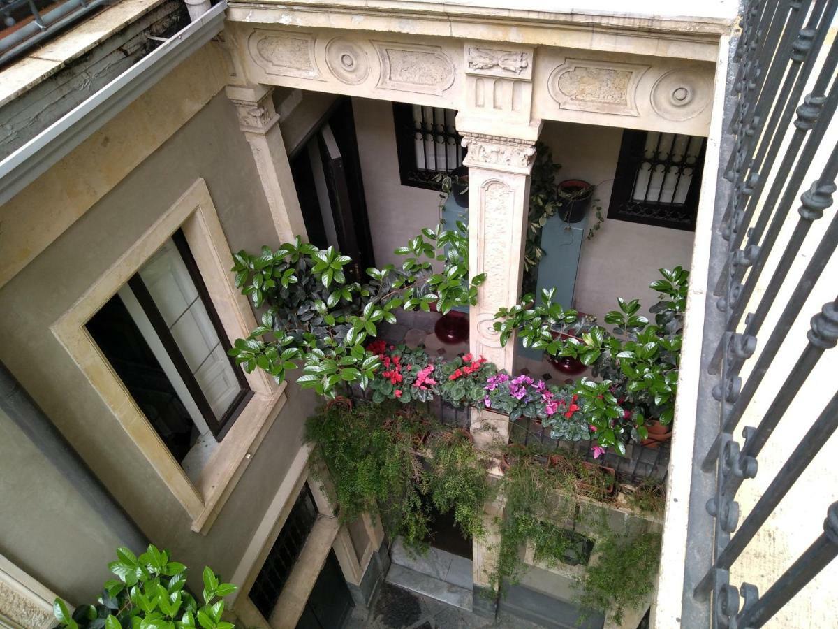 Bed and Breakfast House Vintage Catania Exterior foto